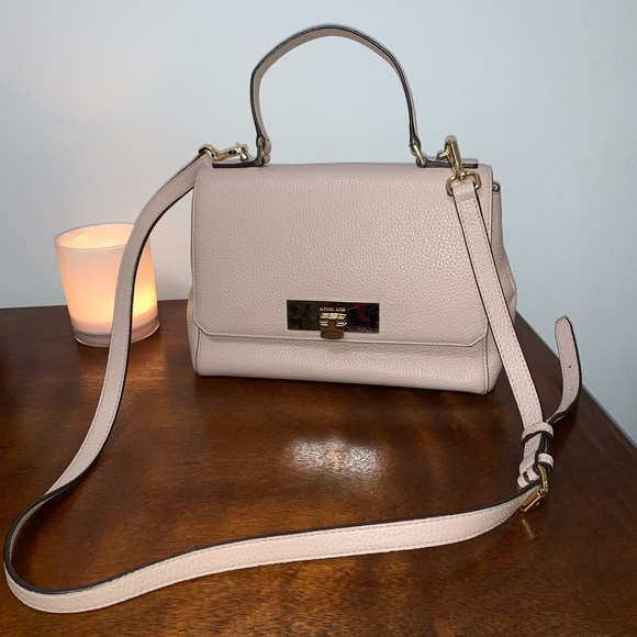 Michael Kors Handbags - Michael Kors Rose Gold Purse